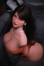 DutchDoll_realistic_torso_16 En stock DutchDoll Adele – 86 cm 105