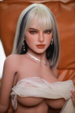 159E-DD03-12 En stock DutchDoll Tiana | 159 cm 113