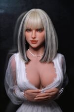 159E-DD03-5 En stock DutchDoll Tiana | 159 cm 106