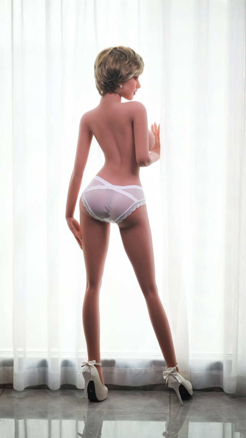 En stock DutchDoll Kate | 159 cm 75