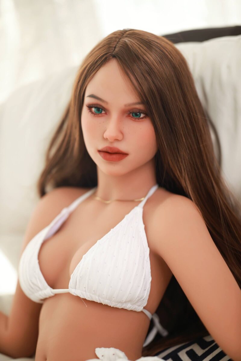 En stock DutchDoll Isabella | 158 cm 41