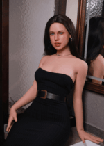 En stock DutchDoll Naomi | 160 cm 27